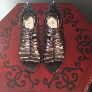 Alfani black size 7 high heels